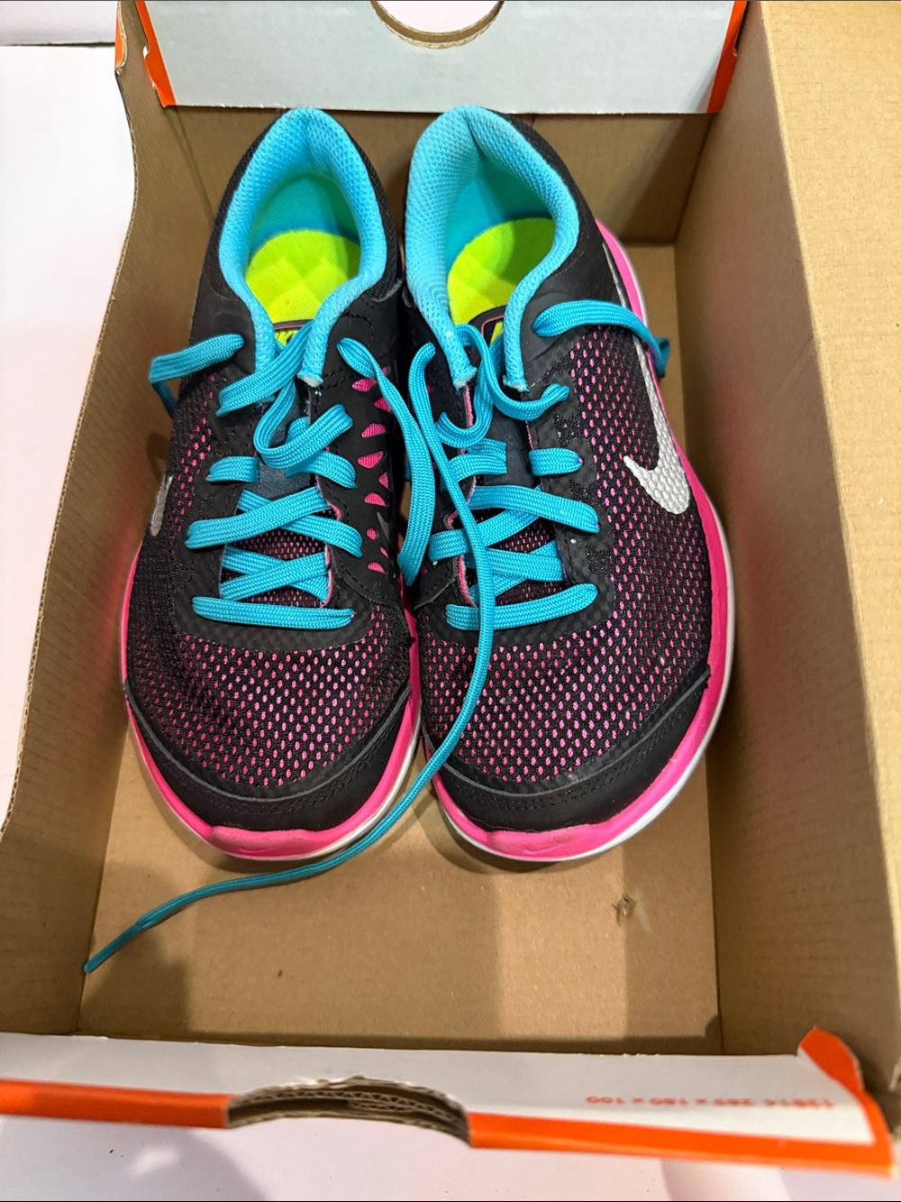 Nike Kids size 1Y Black, Pink & Turquoise Athletic Sneakers